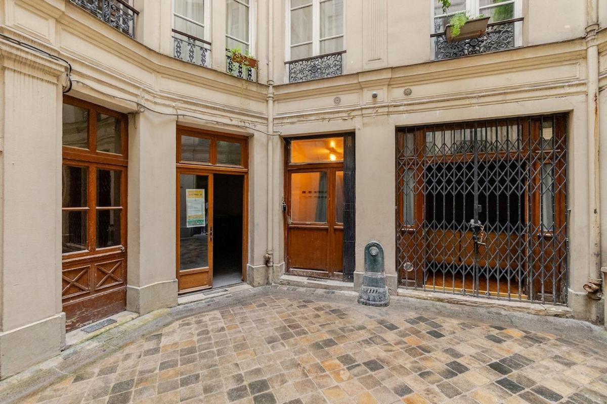 Studio Paris - Metro 7 Cadet - Quartier Faubourg-Montmartre Exterior photo